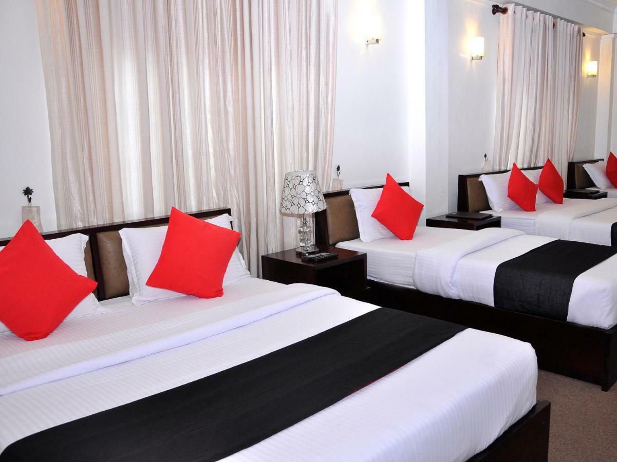 Laa Adams - The Luxurious Living Hotel ฮัตตอน ภายนอก รูปภาพ
